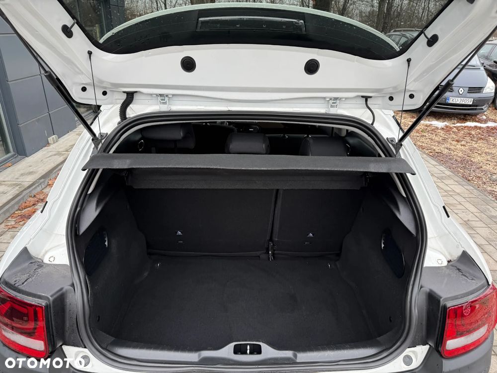 Citroën C4 Cactus - 23