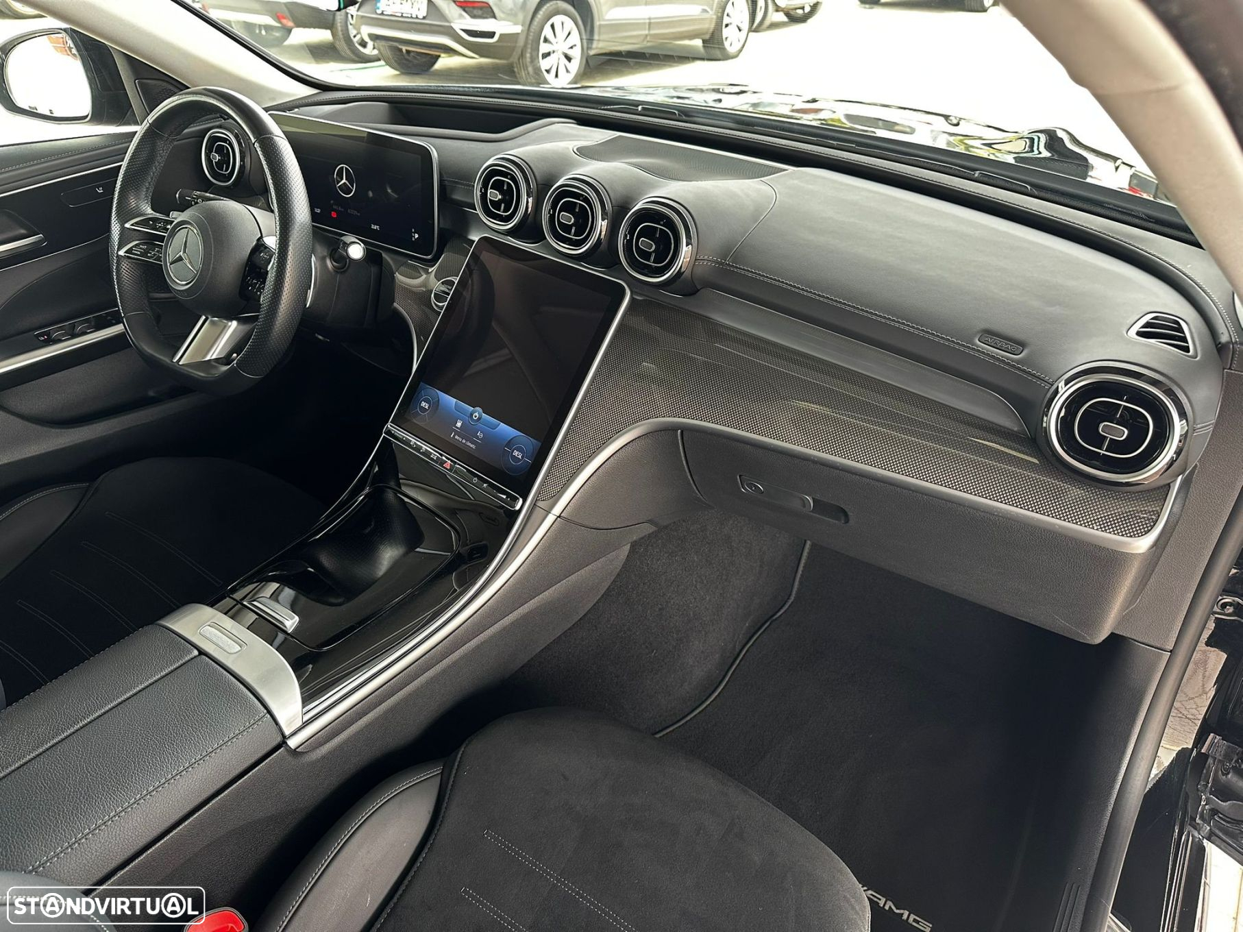 Mercedes-Benz C 300 e AMG Line - 28
