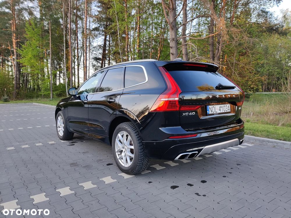 Volvo XC 60 T5 AWD Momentum - 3