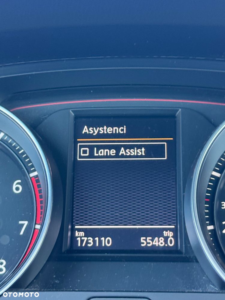 Volkswagen Golf - 24