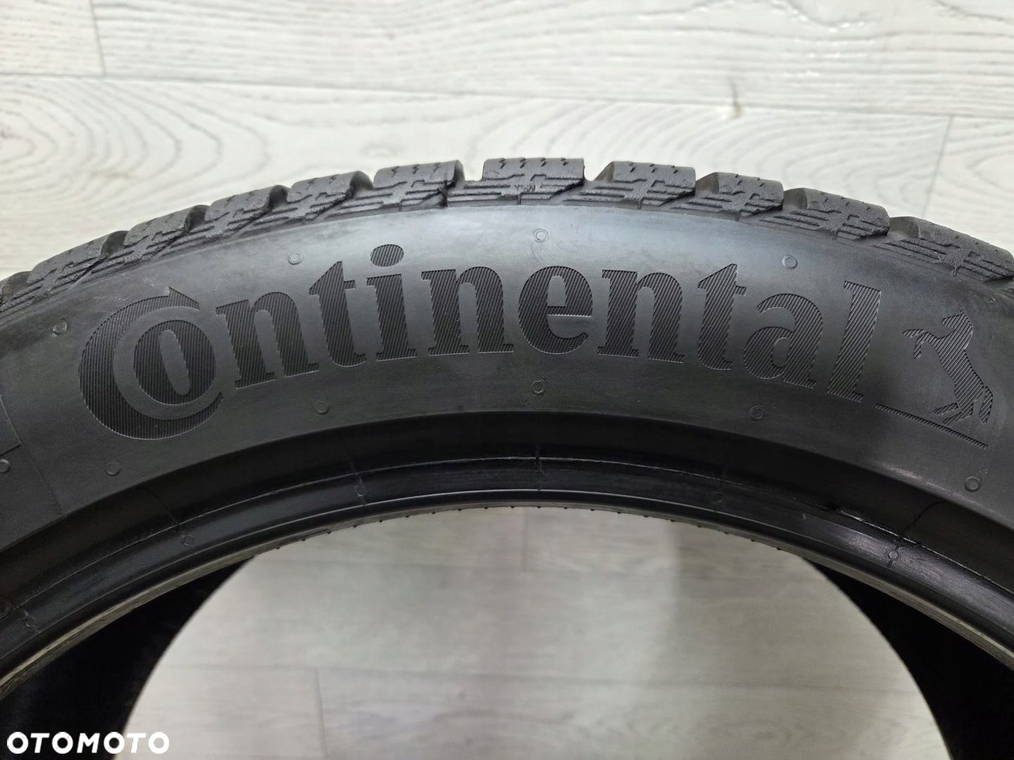 Opona zimowa Continental WinterContact TS 860 S 235/45R18 94 V - 3