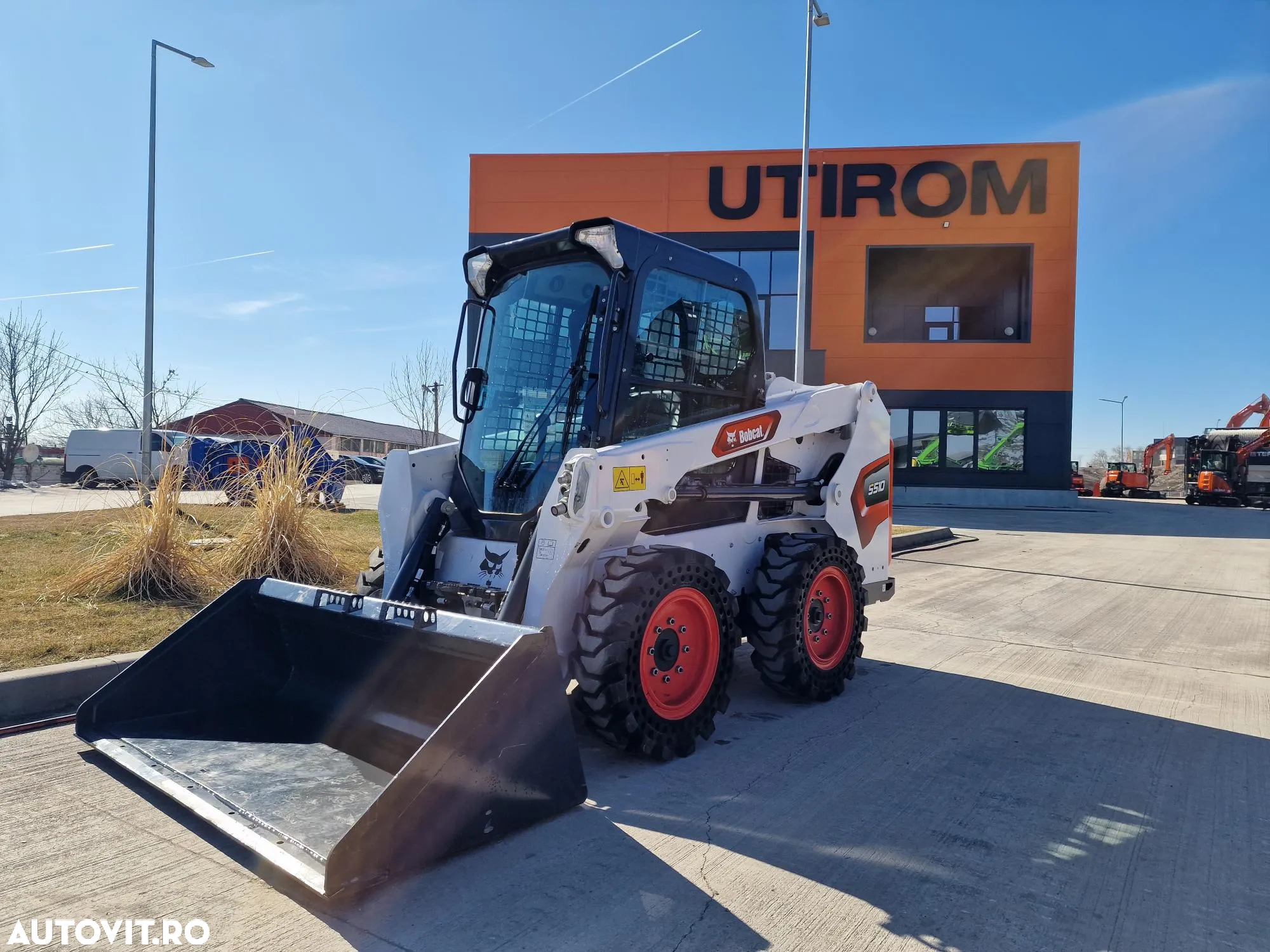 Bobcat S510, 2024, Usa cabina, AER CONDITIONAT, motor Kubota 50CP, inst hidr suplim, ANVELOPE PLINE, cupa 0,9, posibilitate leasing 5 ani, PROMOTIE 40.900 EUR+Tva - 3