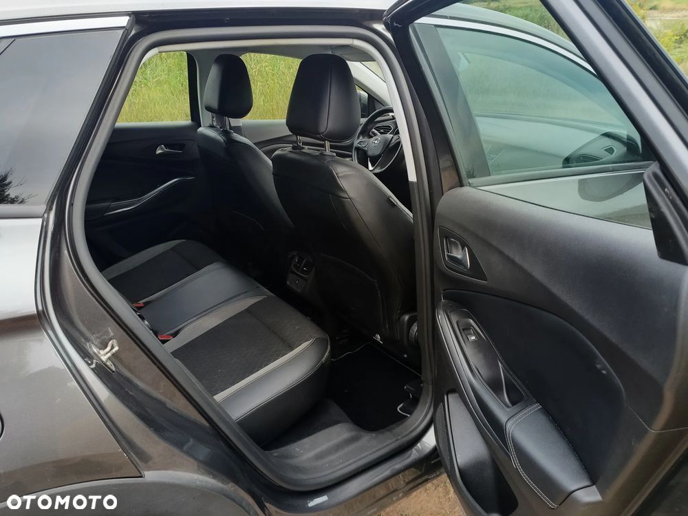 Opel Grandland X 1.6 T Elite S&S - 10