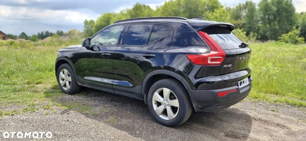 Volvo XC 40 T3 Momentum - 2