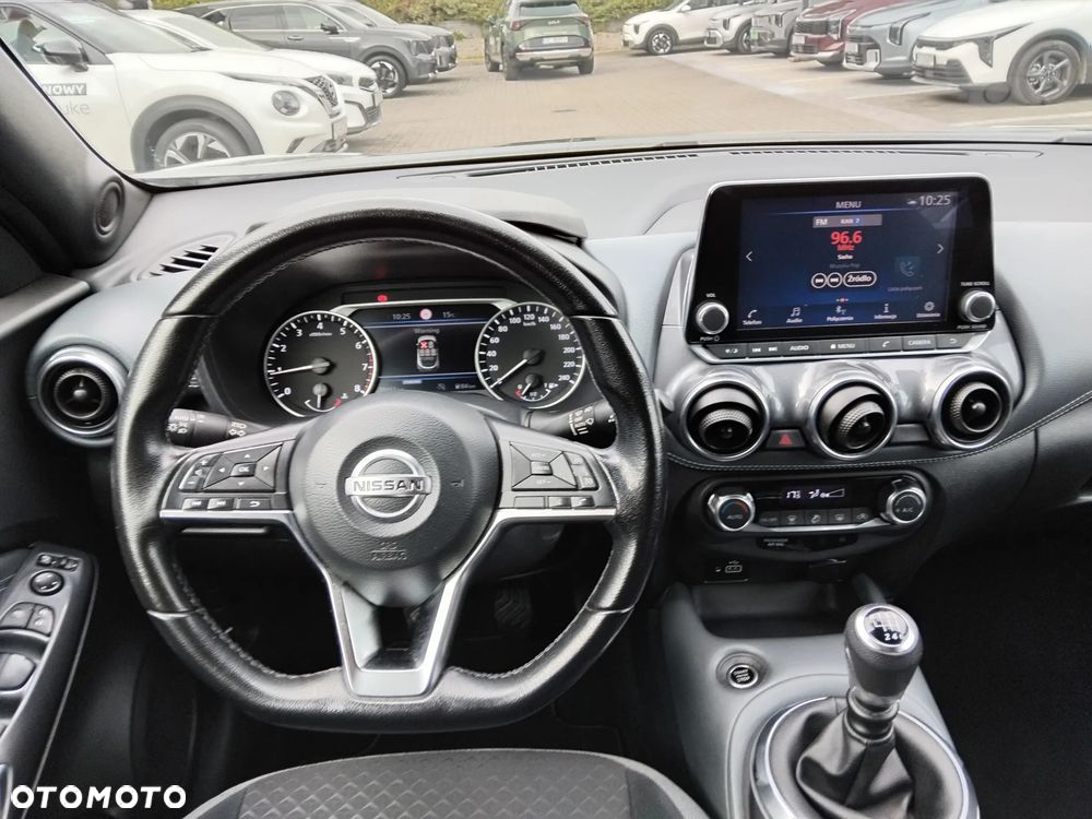 Nissan Juke 1.0 DIG-T N-Connecta - 10
