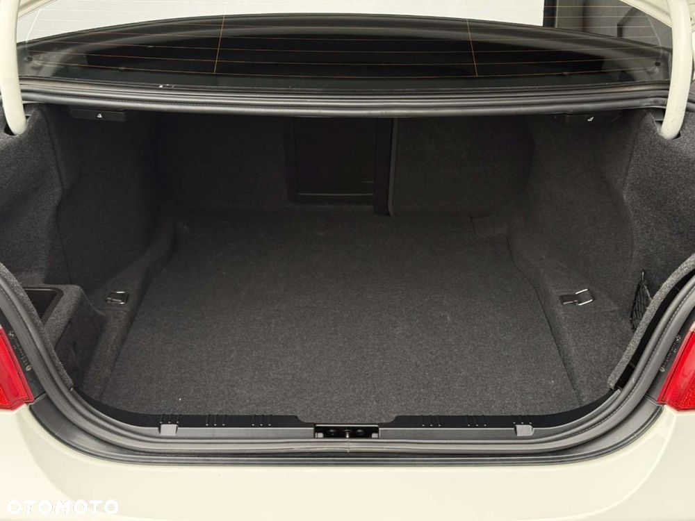 BMW Seria 5 540i Edition Sport - 39