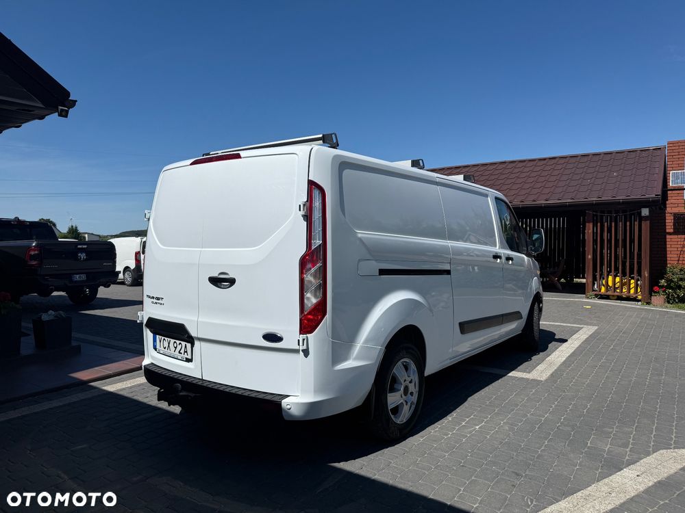 Ford Transit Custom - 11