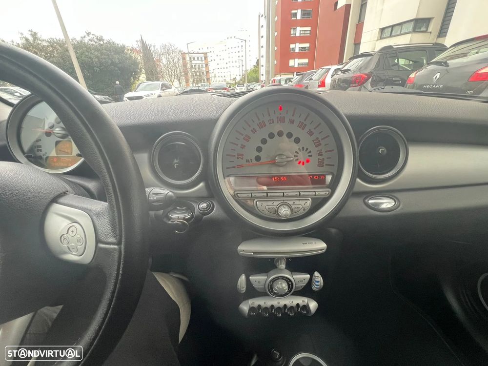 MINI 3 Portas Cooper D - 12