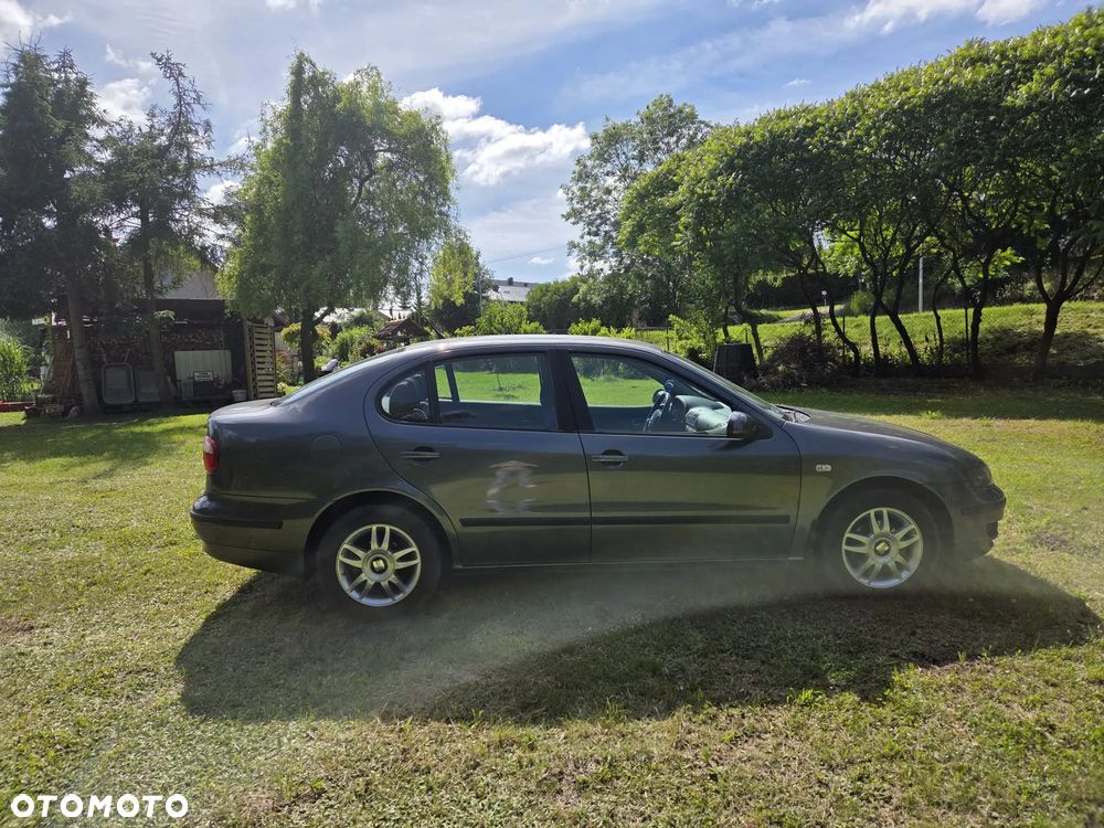 Seat Toledo 1.6 Stella - 9