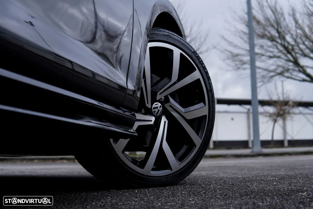 VW Golf 1.6 TDI R-Line DSG - 21