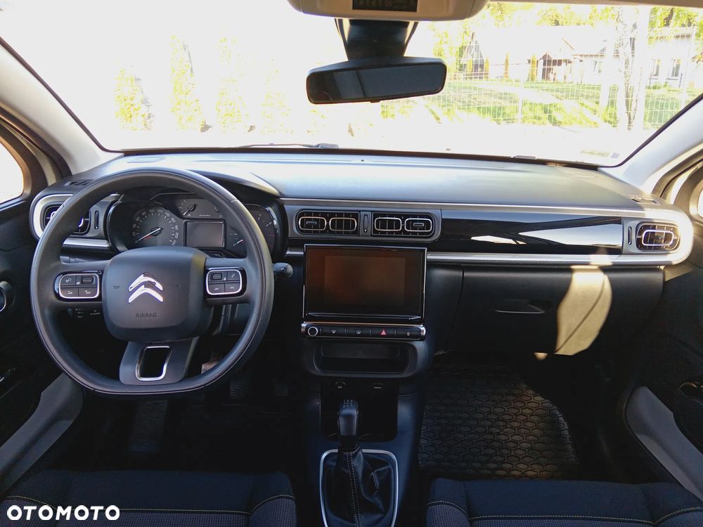 Citroën C3 1.2 PureTech Shine - 32