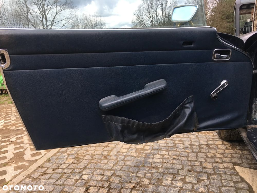 Mercedes-Benz SL - 25