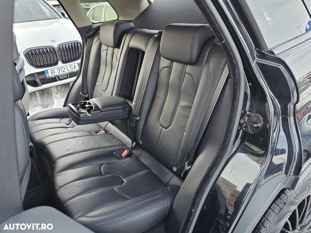 Land Rover Range Rover Evoque - 16