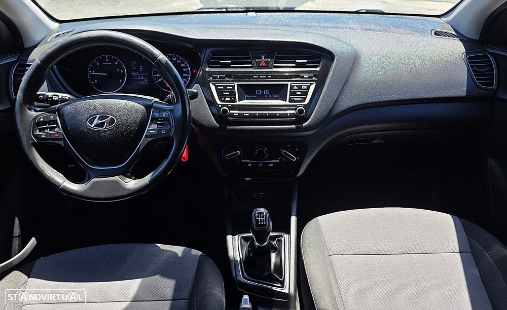 Hyundai i20 1.1 CRDi Access+Bluetooth+Comandos no Volante - 14