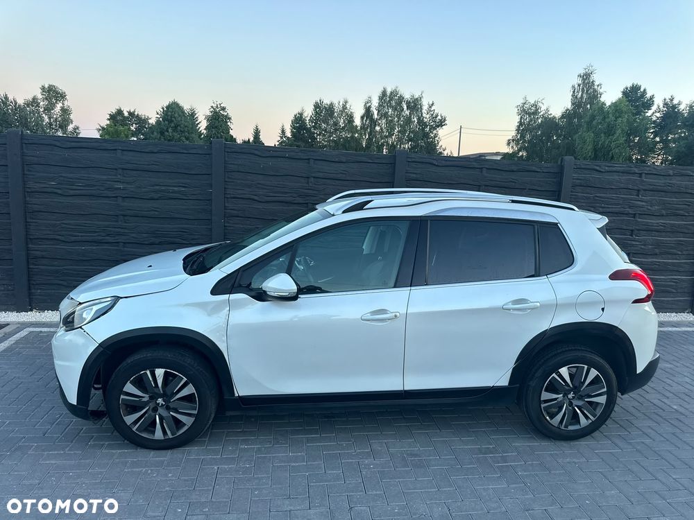 Peugeot 2008 PureTech 110 Stop&Start EAT6 Allure - 30