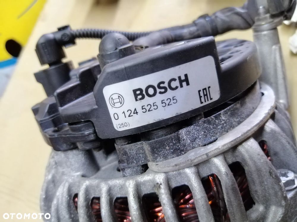 Volkswagen Jetta V 2.0 TDi alternator Bosch 140A 0124525525 - 9