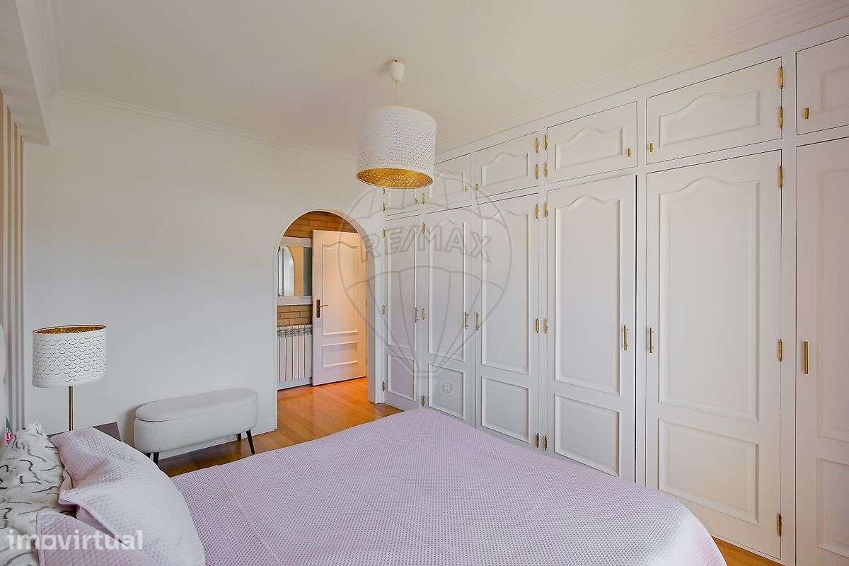 Apartamento T4 para venda - Grande imagem: 2/50