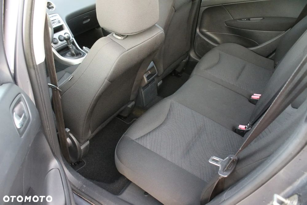 Peugeot 308 1.6 HDi Access - 24