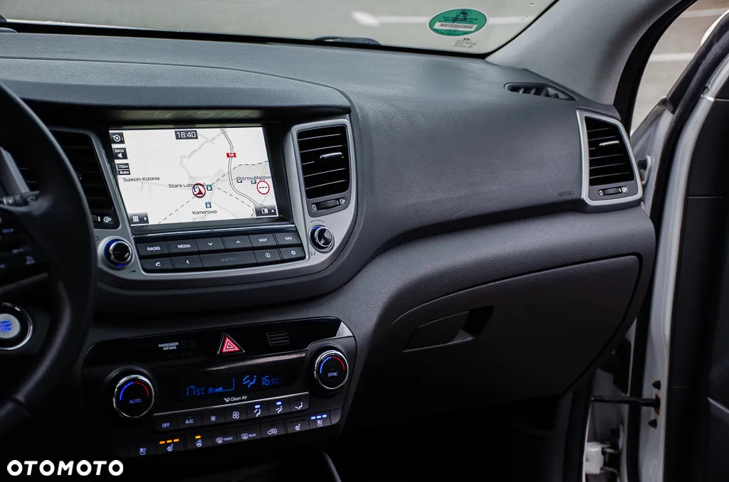 Hyundai Tucson 2.0 CRDi 4WD Automatik Premium - 31