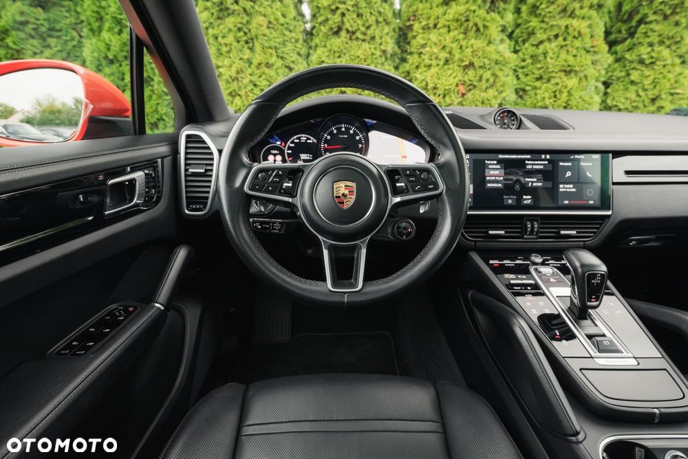 Porsche Cayenne - 11