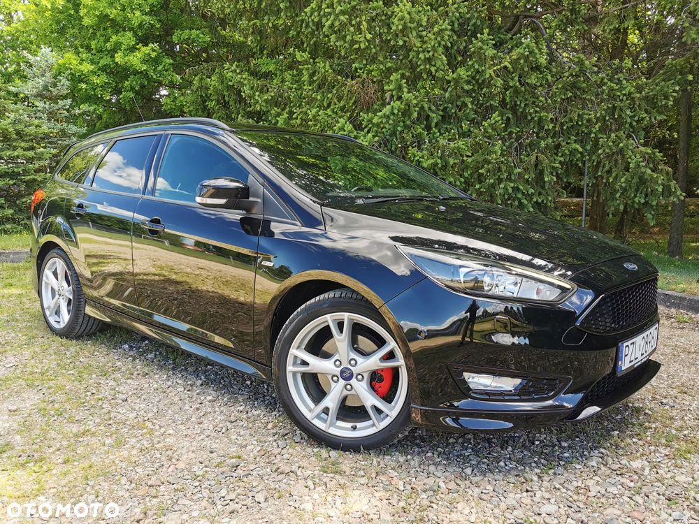 Ford Focus 1.5 EcoBoost STart-Stopp-System ST-LINE - 2