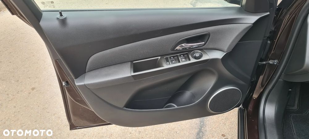 Chevrolet Cruze 1.4T LT+ - 11