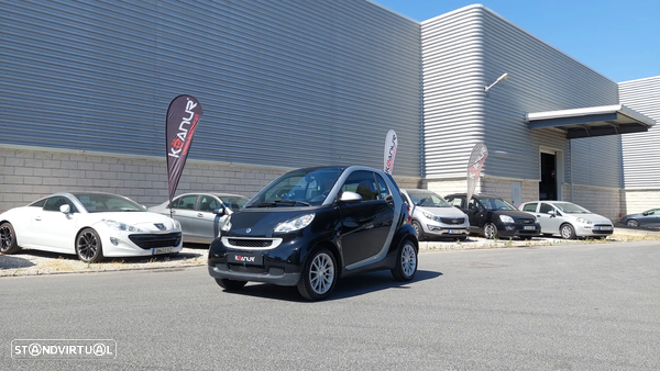 Smart ForTwo Coupé 1.0 mhd Passion 71