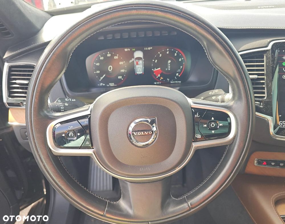 Volvo XC 90 - 11