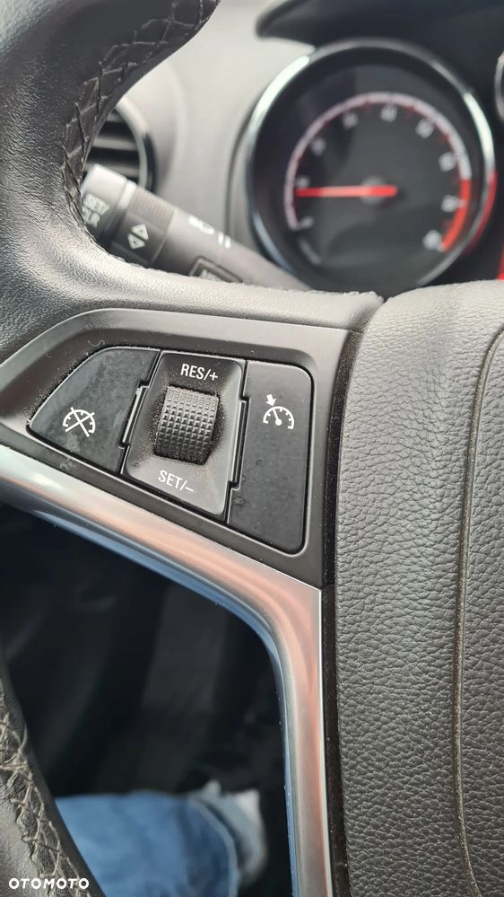Opel Meriva - 14