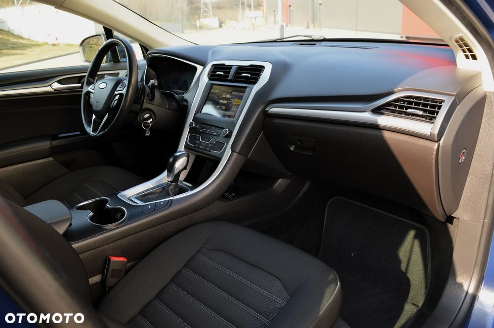 Ford Mondeo 2.0 TDCi Titanium PowerShift - 10