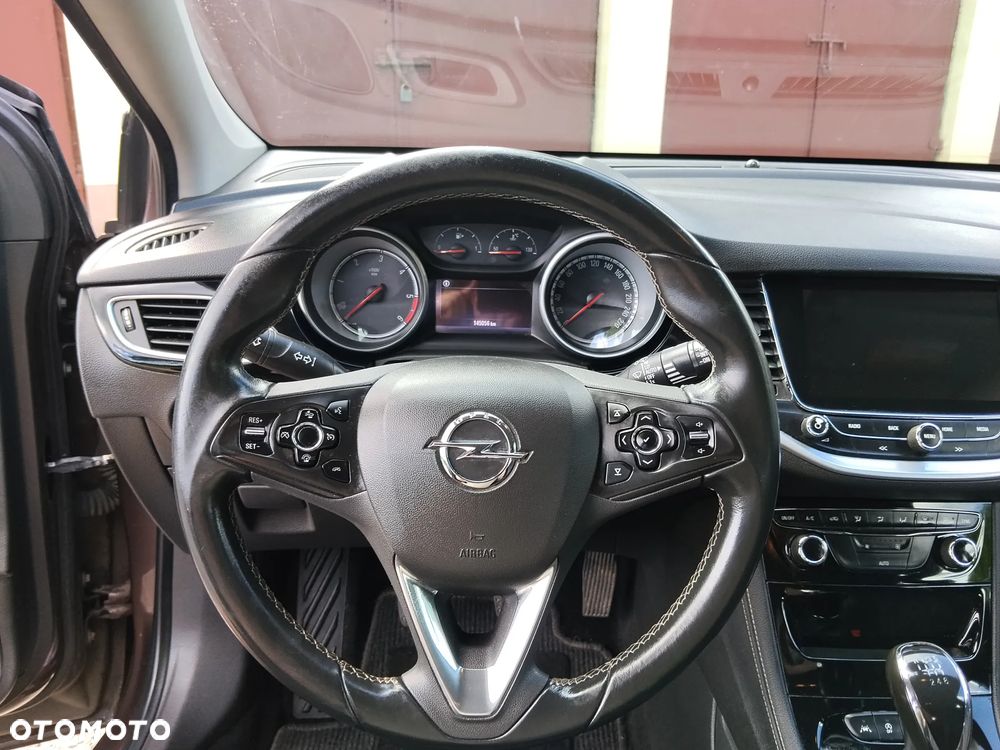 Opel Astra 1.6 D (CDTI) Start/Stop Dynamic - 15