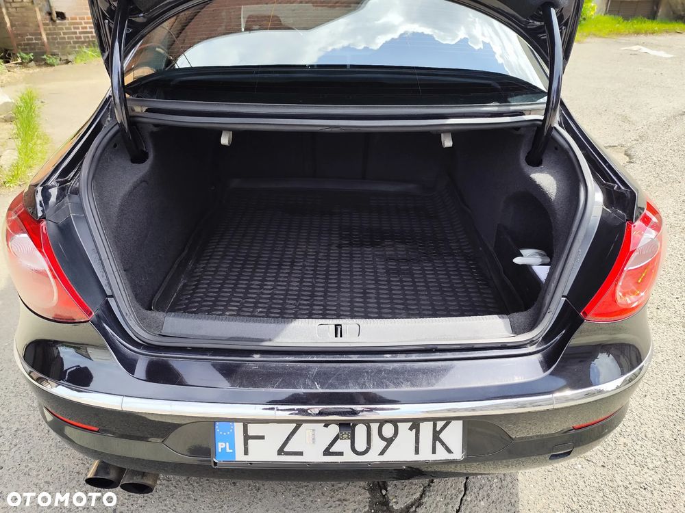 Volkswagen Passat CC - 15