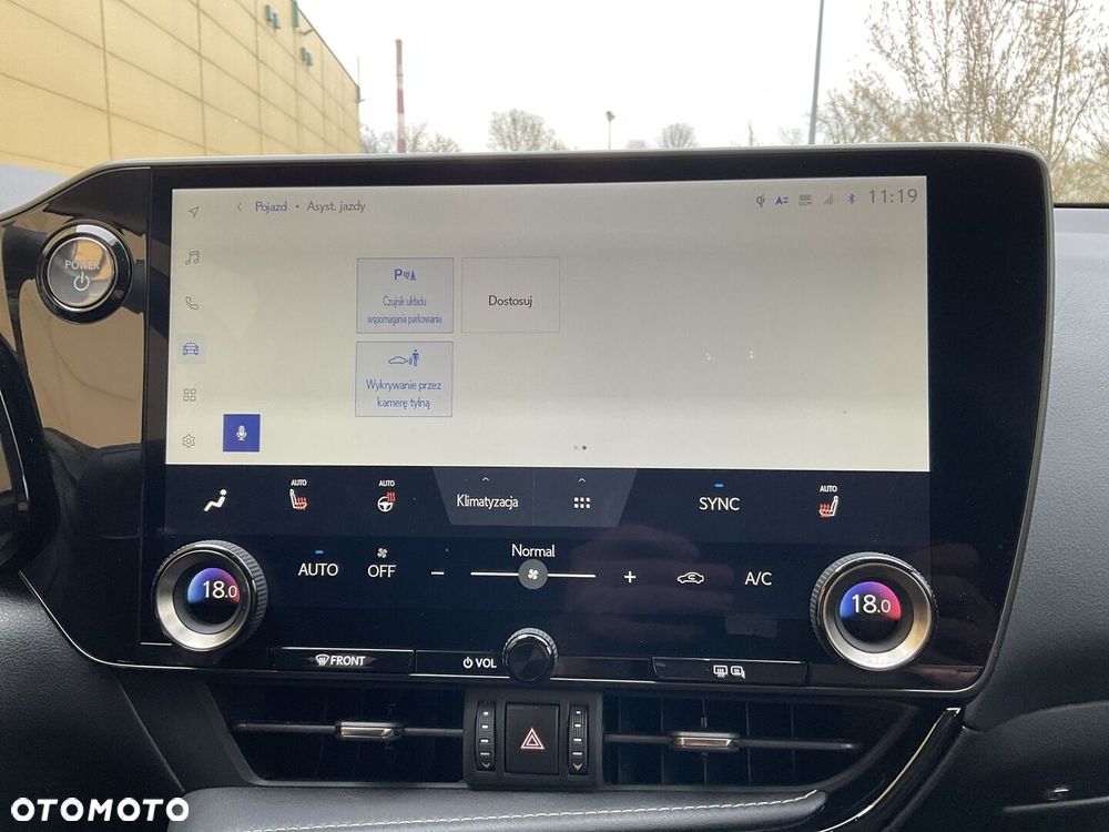 Lexus NX 350h Prestige AWD - 32