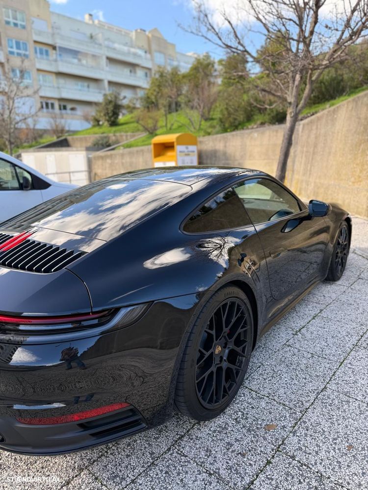 Porsche 911 (992) - 7