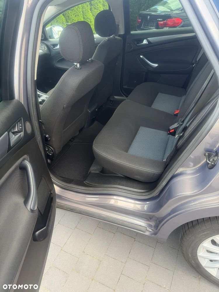 Ford Mondeo SW 1.6 TDCi Business Edition - 12