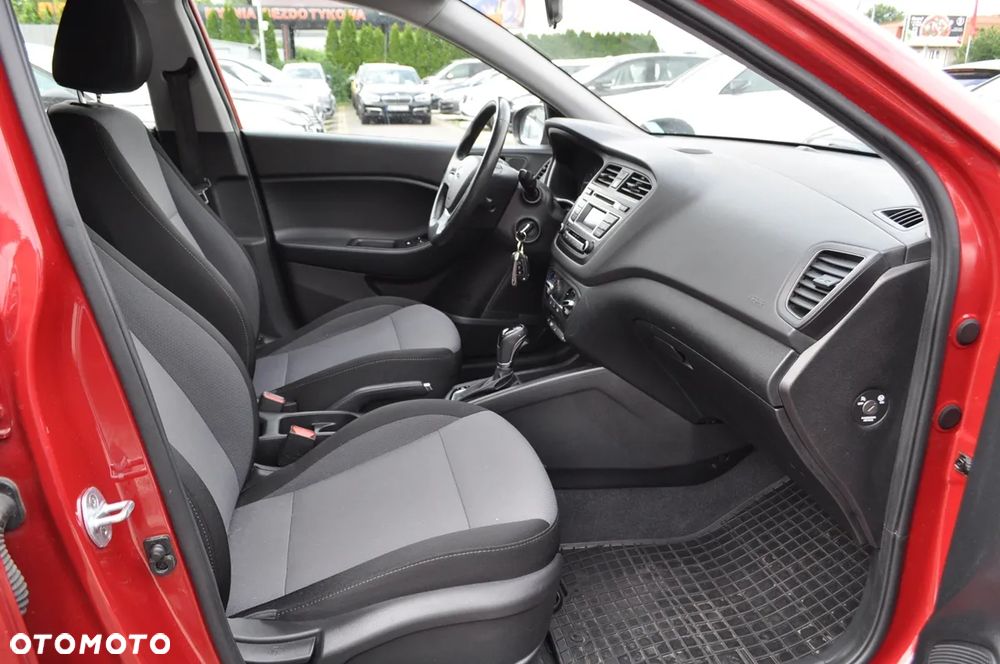 Hyundai i20 - 27