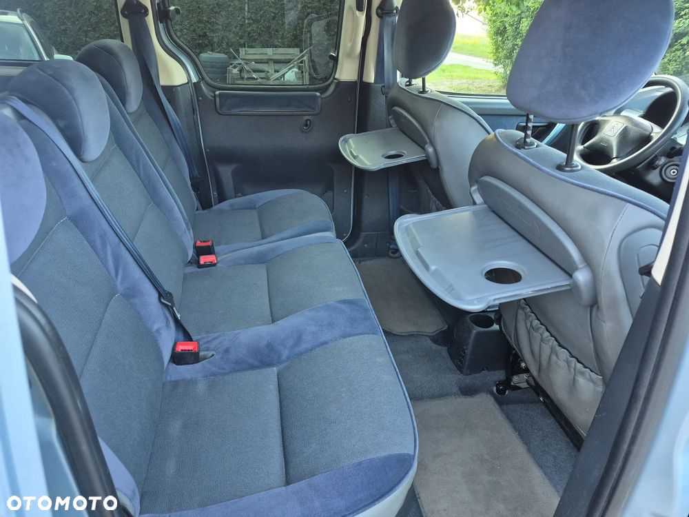 Citroën Berlingo 1.6i Prestige - 9