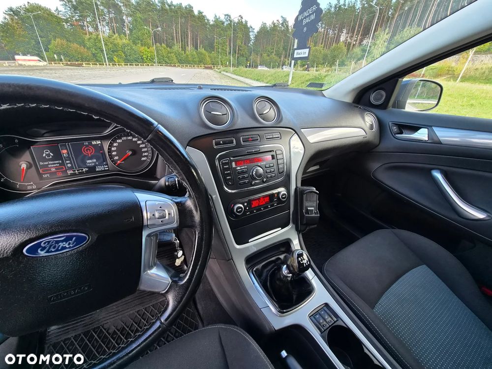 Ford Mondeo - 14
