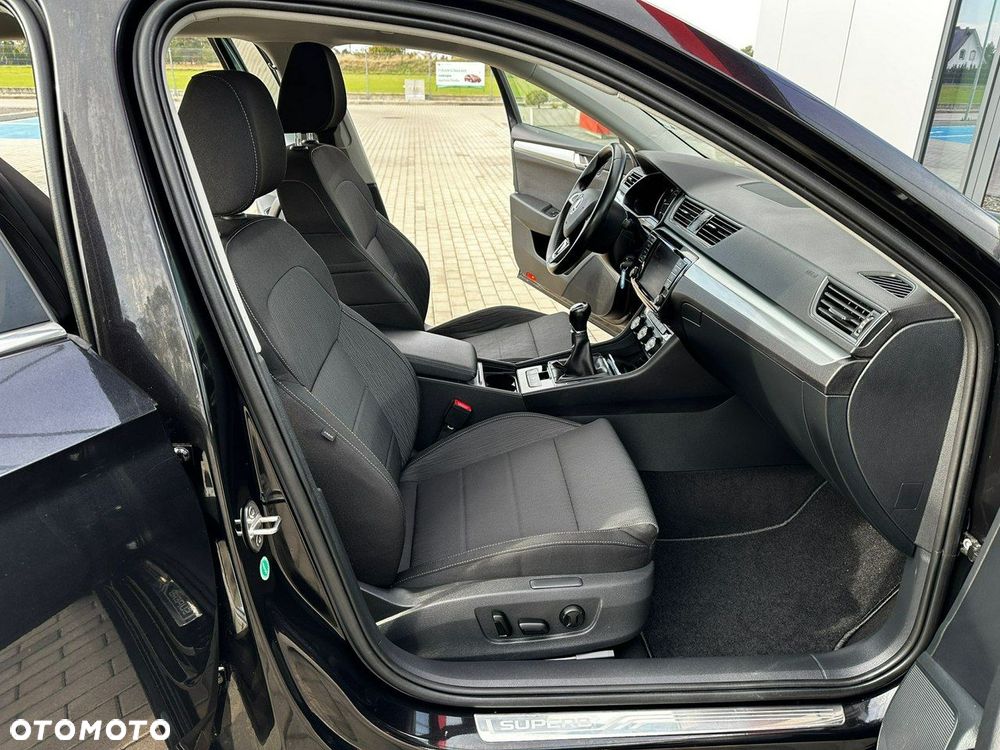 Skoda Superb 2.0 TDI Ambition - 18