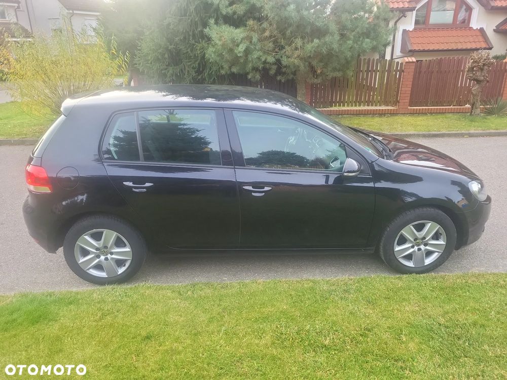 Volkswagen Golf - 16