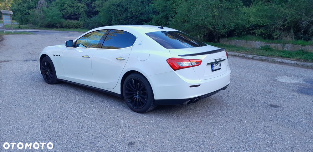 Maserati Ghibli Standard - 15