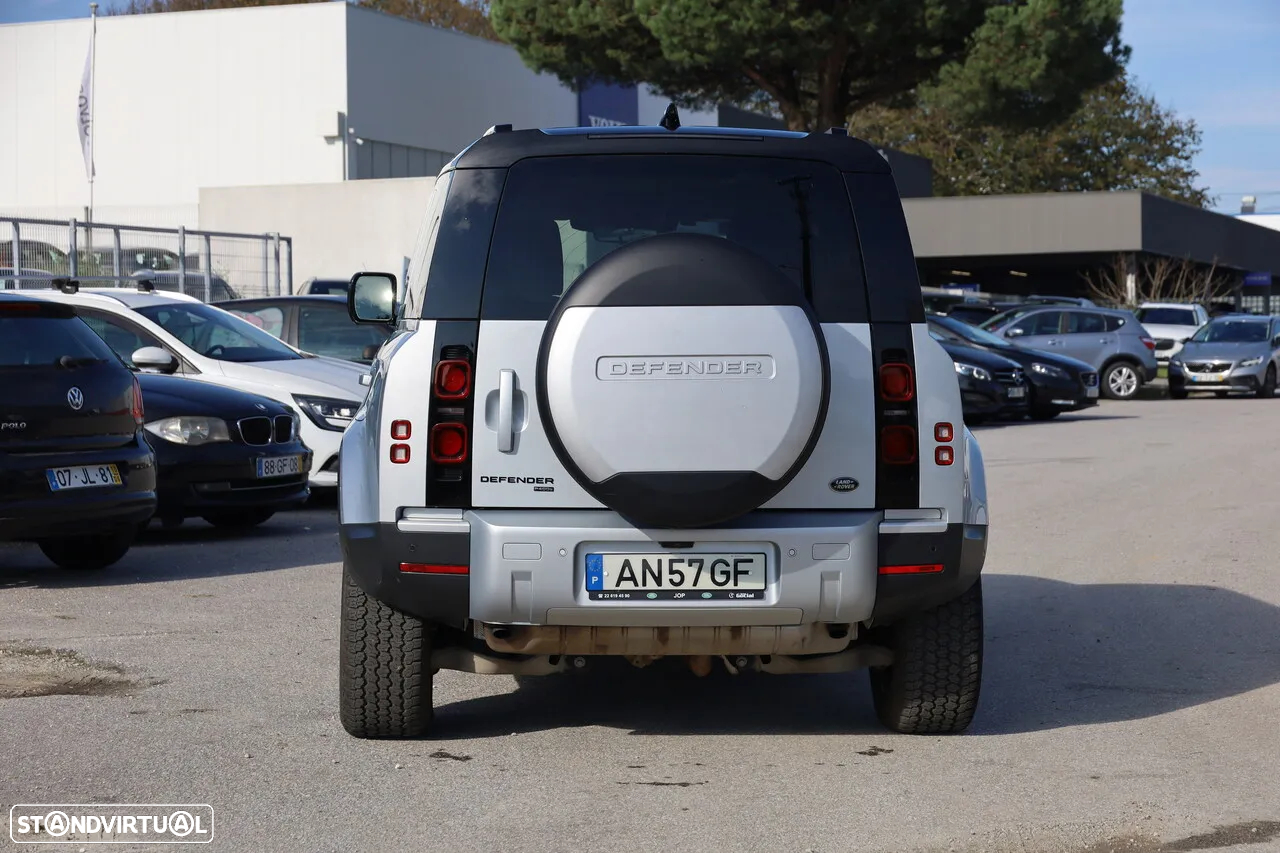 Land Rover Defender 2.0 P400e 110 AWD - 39
