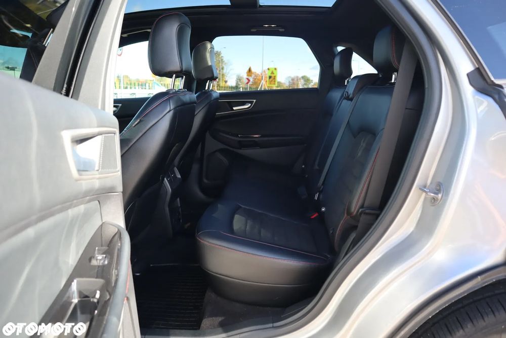 Ford Edge 2.0 EcoBlue Bi-Turbo 4x4 ST-LINE - 25