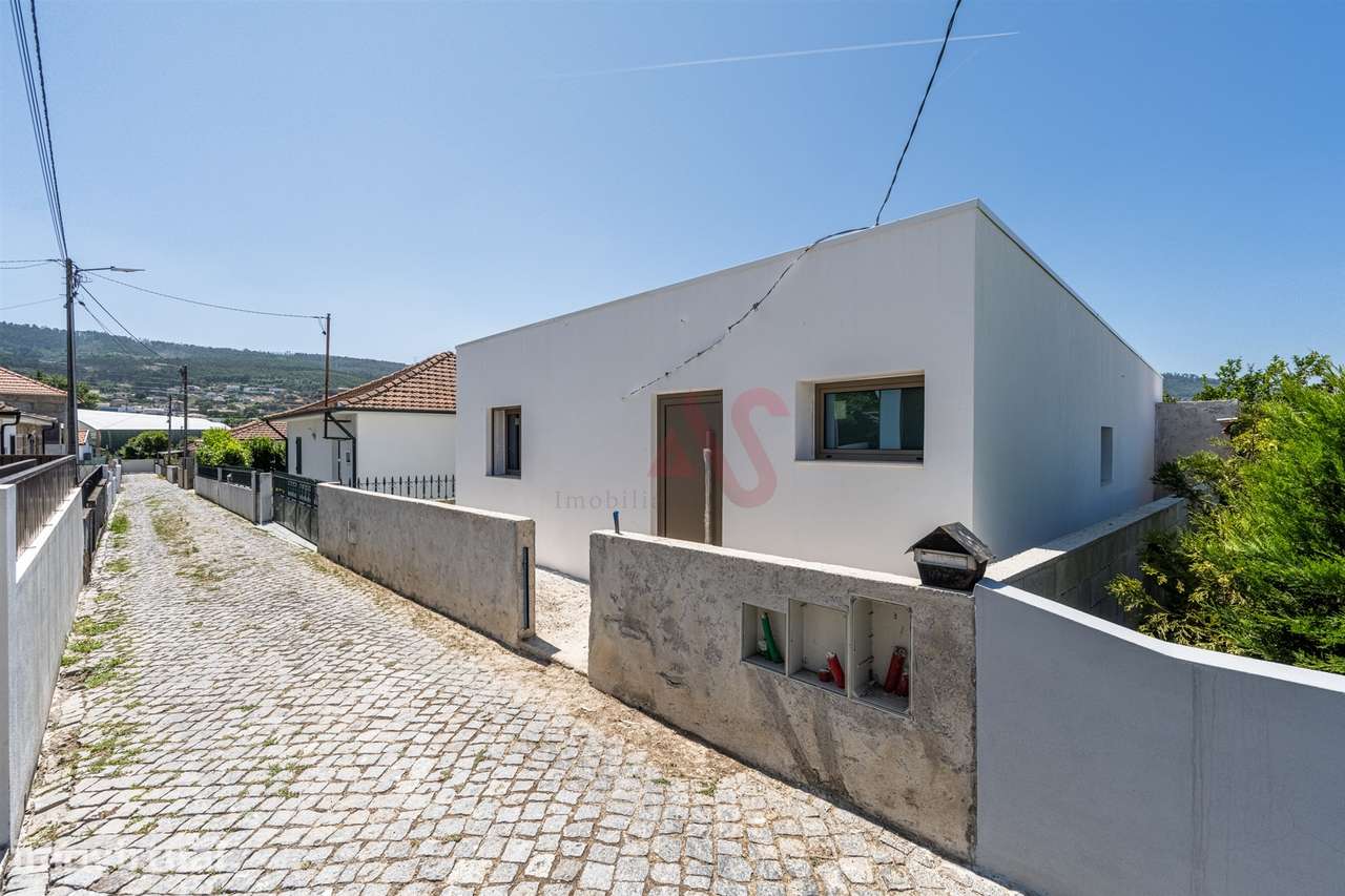 Moradia T2 Térrea com 2 Suites, 1 Master Suite Com Closet,  em Vila No - Grande imagem: 2/21