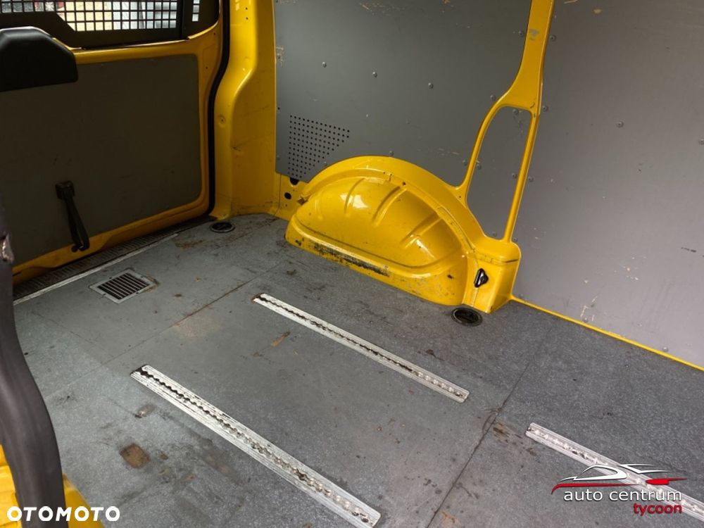Volkswagen Transporter T5 Lift - 16