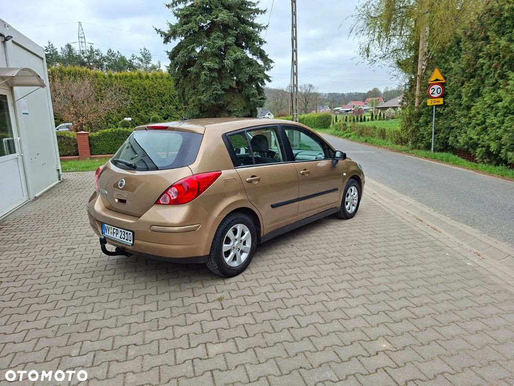 Nissan Tiida 1.6 Visia AC/CD - 4
