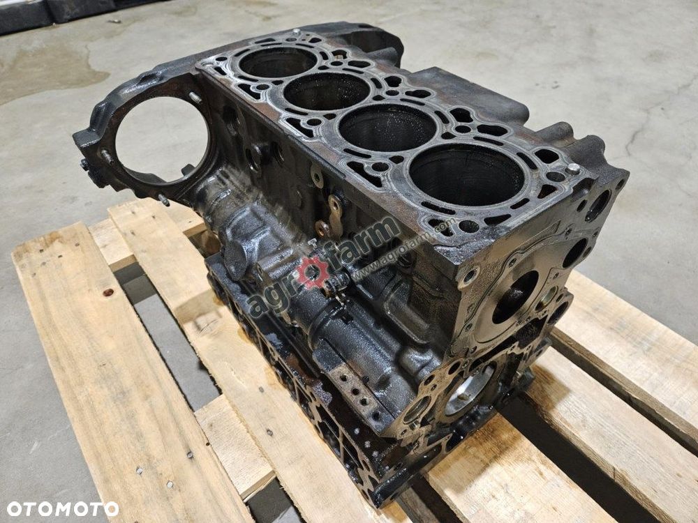 Blok silnika Kubota M7040, M7060, M6060 - 3
