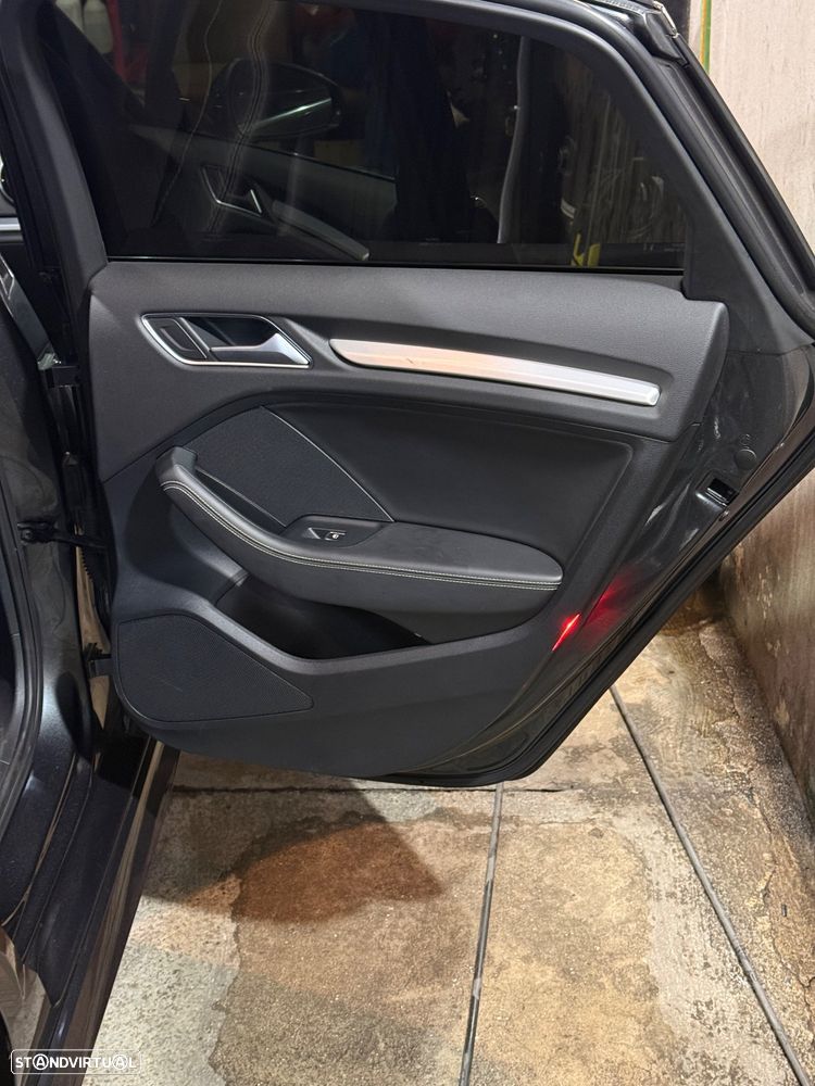 Audi A3 Limousine 1.6 TDI S-line S tronic - 19