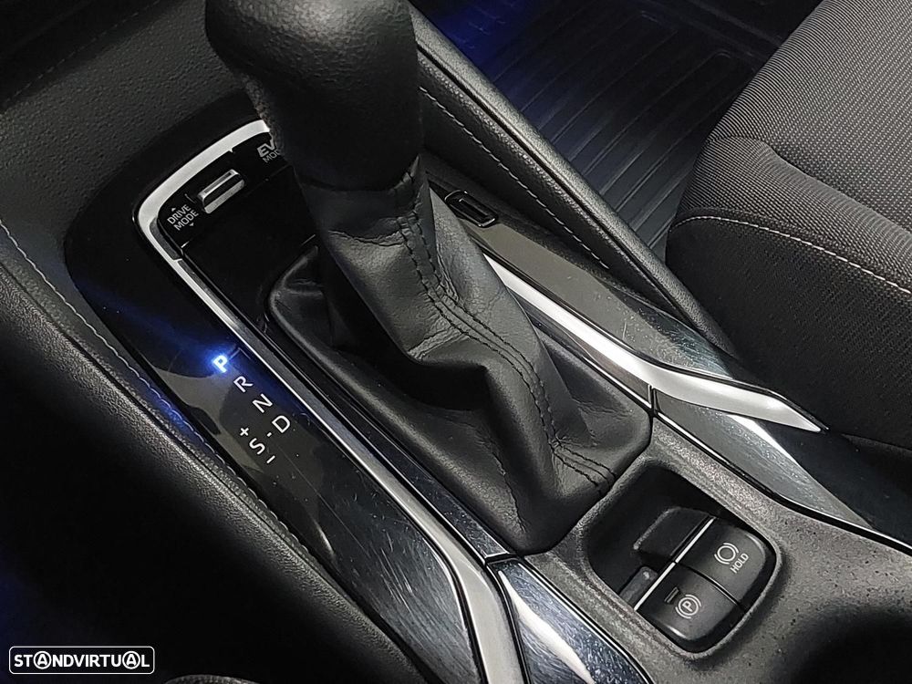 Toyota Corolla 2.0 Hybrid Exclusive - 31