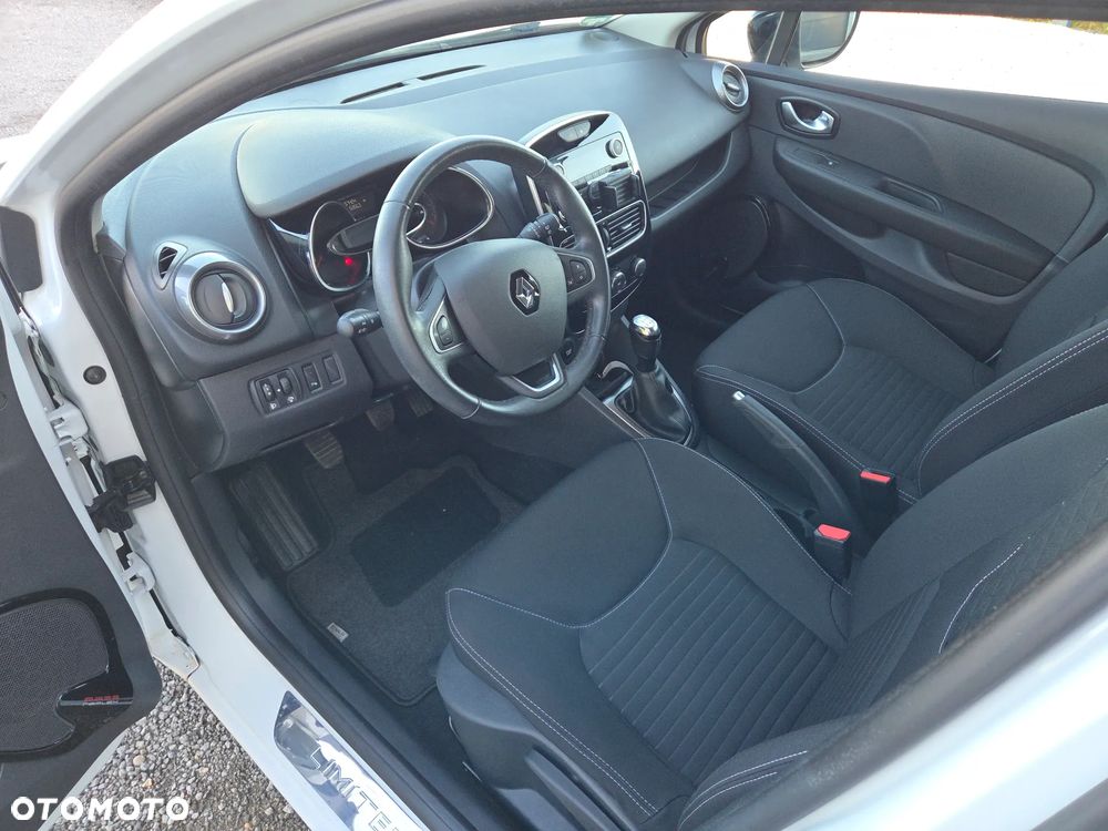 Renault Clio 1.2 16V 75 LIMITED - 6